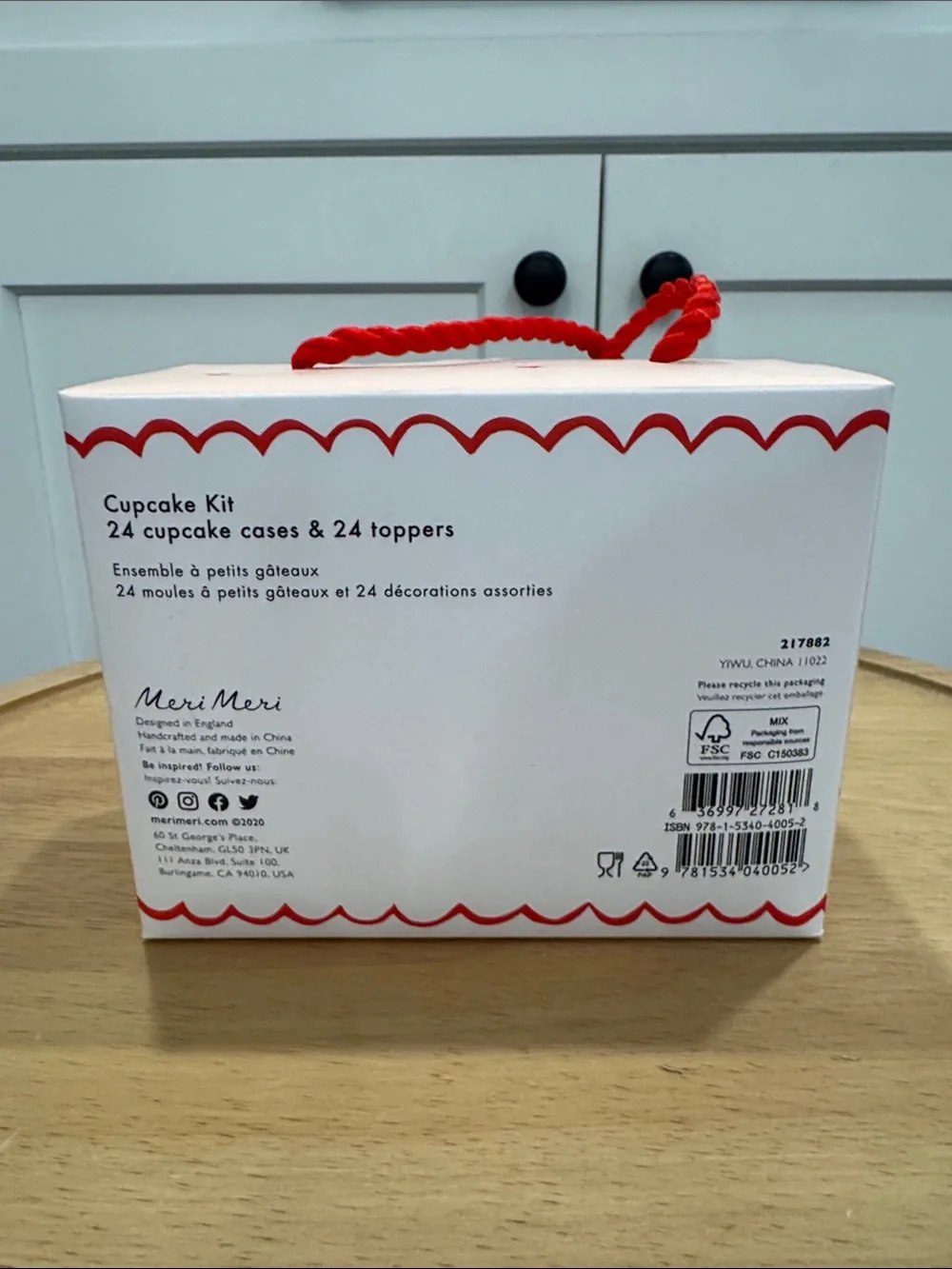 Meri Meri Christmas Cupcake Kit NIB